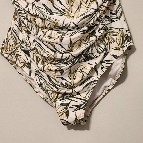 Niptuck swim sz 10 women multi fit cup swimsuit tropical print Nip Tuck - Picture 3 of 10